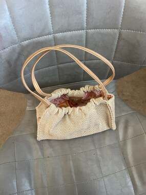 Liz Claiborne Vintage Woven Straw Shoulder Bag with Signature Logo Lining